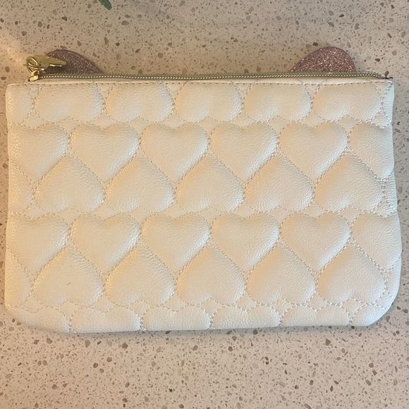 🐈HOST PICK🐈  BETSEY JOHNSON CAT POUCH - Picture 5 of 5